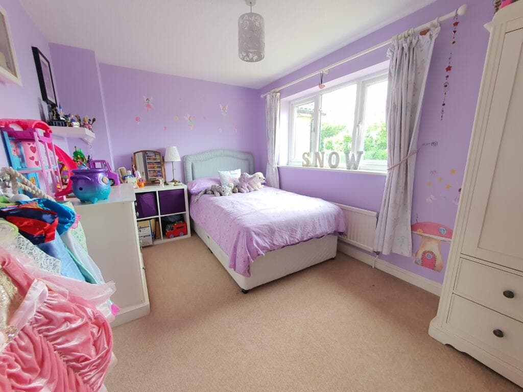 Matfurlong Close, Martock, Somerset, TA12 - Image 11