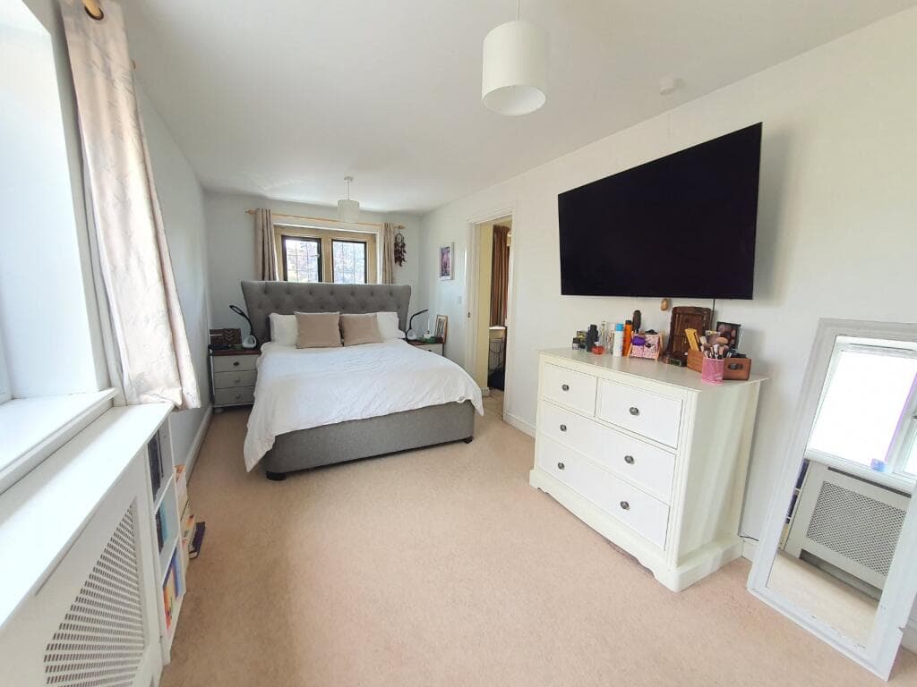 Matfurlong Close, Martock, Somerset, TA12 - Image 8