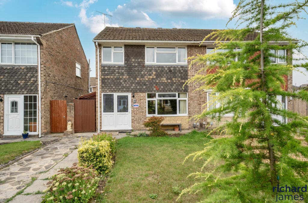 View property at Kennet Avenue, Haydon Wick, Swindon, SN25