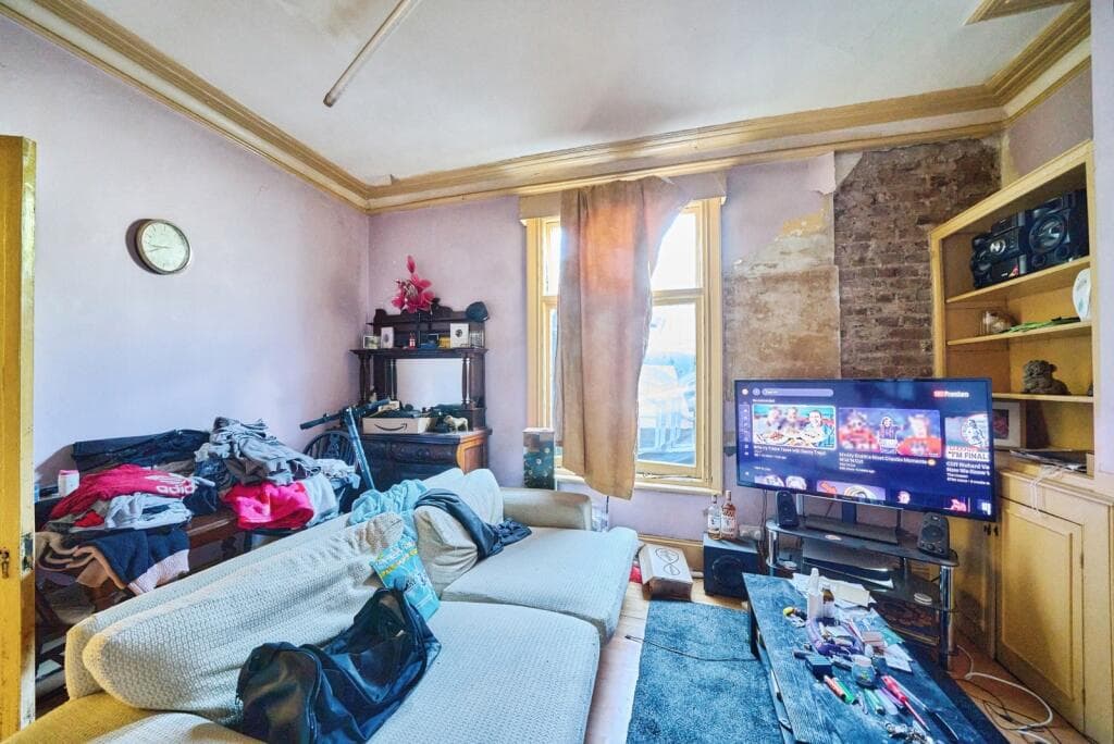 Burrage Road, London, SE18 - Image 2