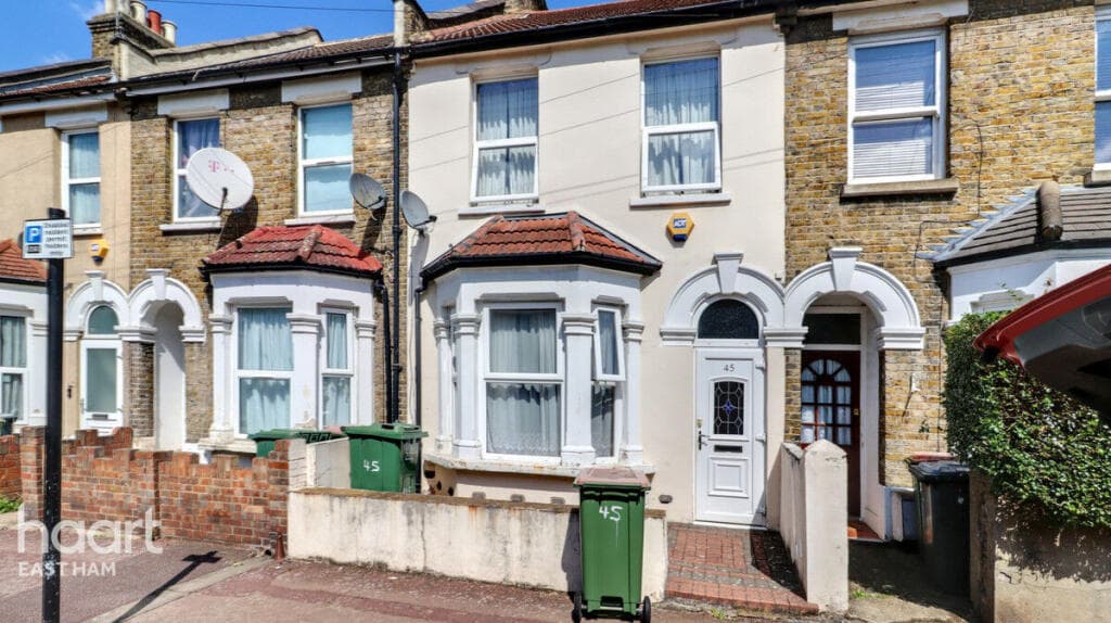 St Albans Avenue, London - Image 2