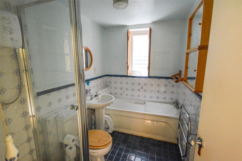 Hare Street, Buntingford, Hertfordshire, SG9 - Image 11