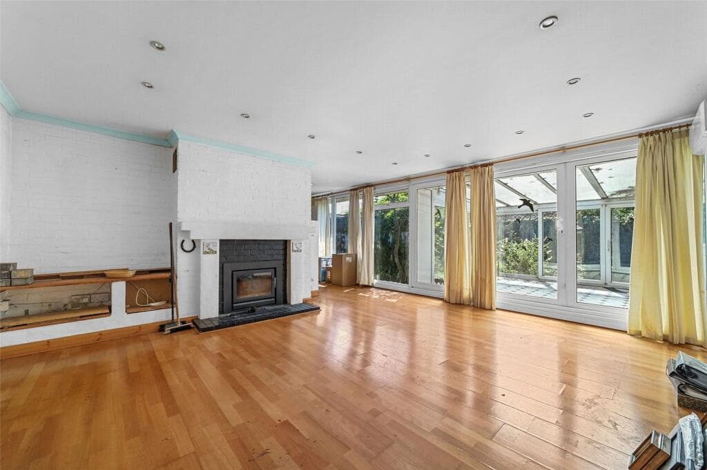 Hare Street, Buntingford, Hertfordshire, SG9 - Image 2