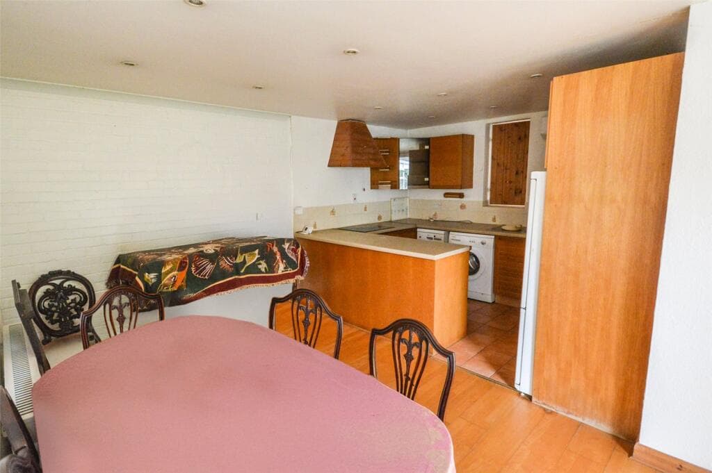 Hare Street, Buntingford, Hertfordshire, SG9 - Image 4