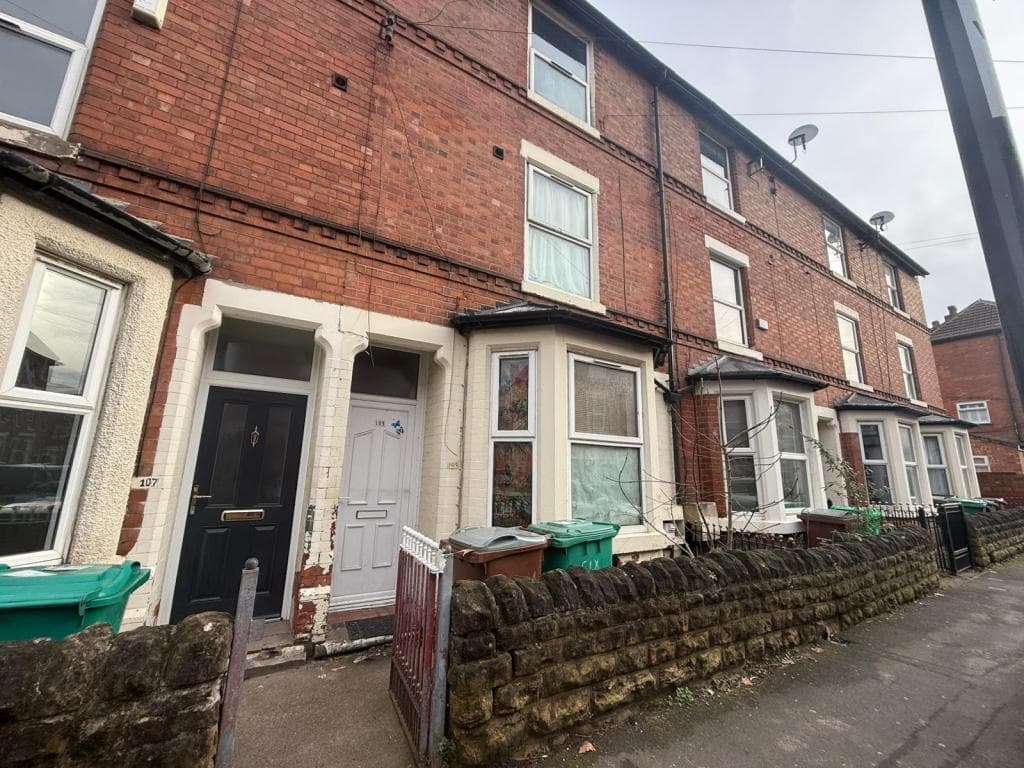 109 Wilford Crescent East, Nottingham NG2 2ED - Image 1
