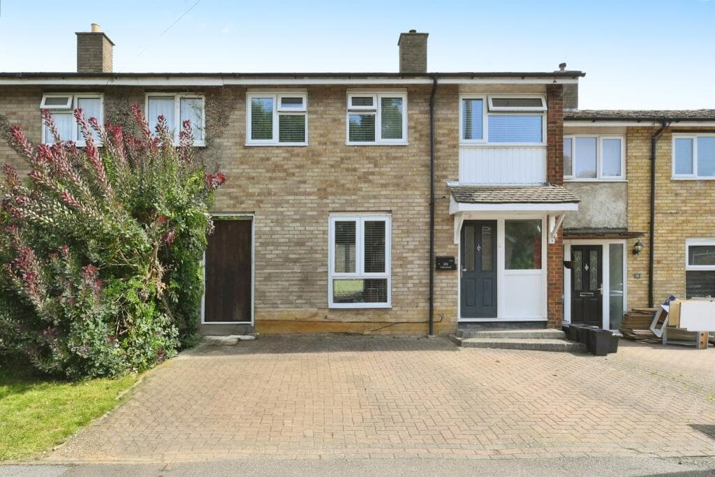 Fallowfield, Stevenage - Image 1