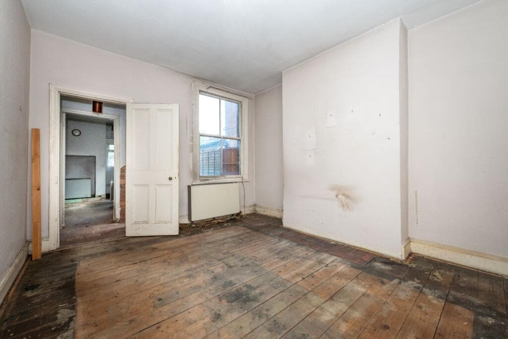 4 McBean Road, Newbridge, Wolverhampton, WV6 0JQ - Image 3