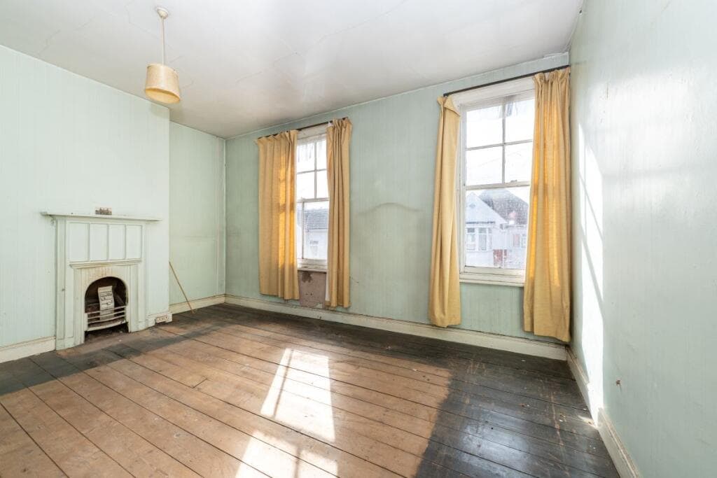 4 McBean Road, Newbridge, Wolverhampton, WV6 0JQ - Image 5