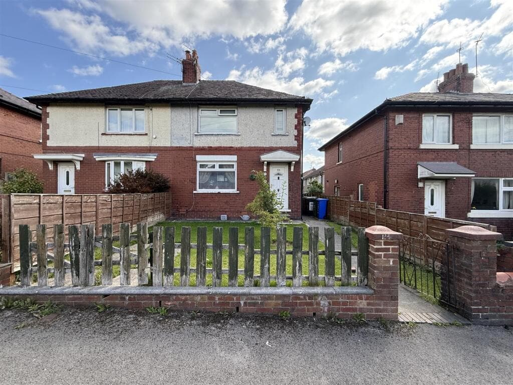 Boyds Walk, Dukinfield - Image 1