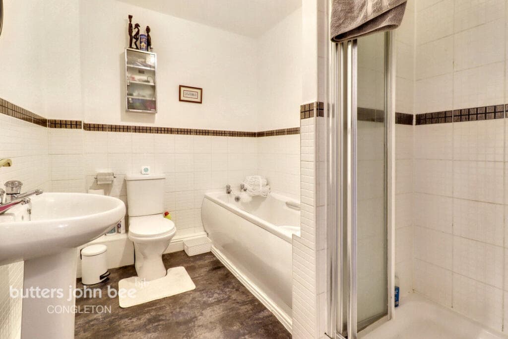 Eastgate, Macclesfield, SK10 - Image 11