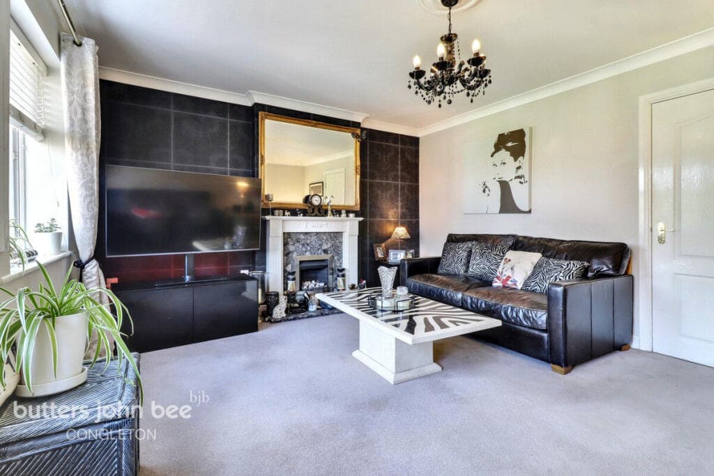 Eastgate, Macclesfield, SK10 - Image 9