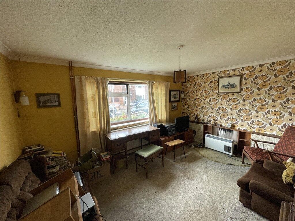 Woolfield, Sandy - Image 2