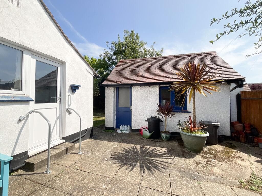 Sandleigh Road, Leigh-on-Sea - Image 10