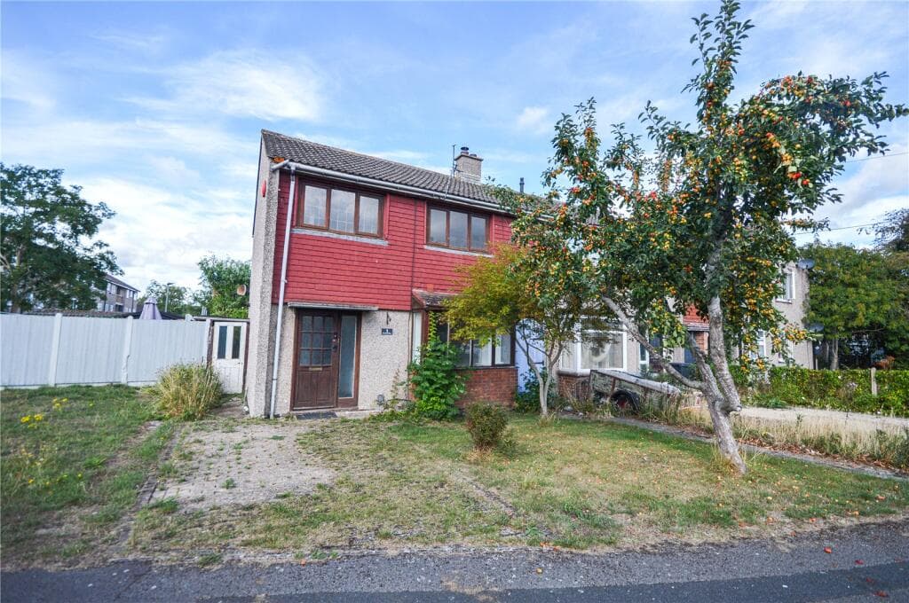 View property at Belvedere Road, Park South, Swindon, SN3