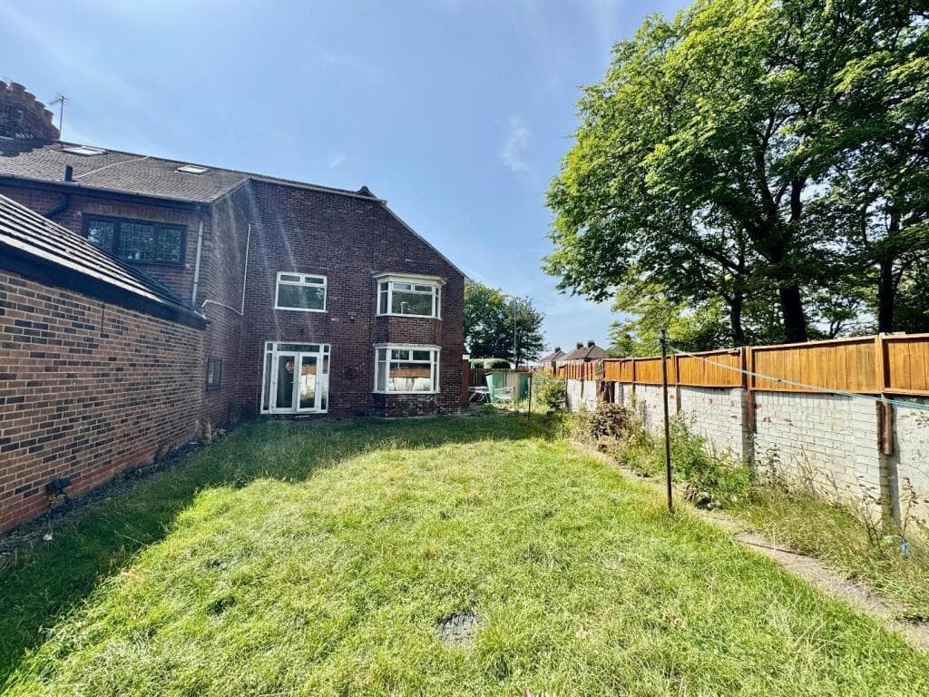Dorrien Crescent, Middlesbrough - Image 10