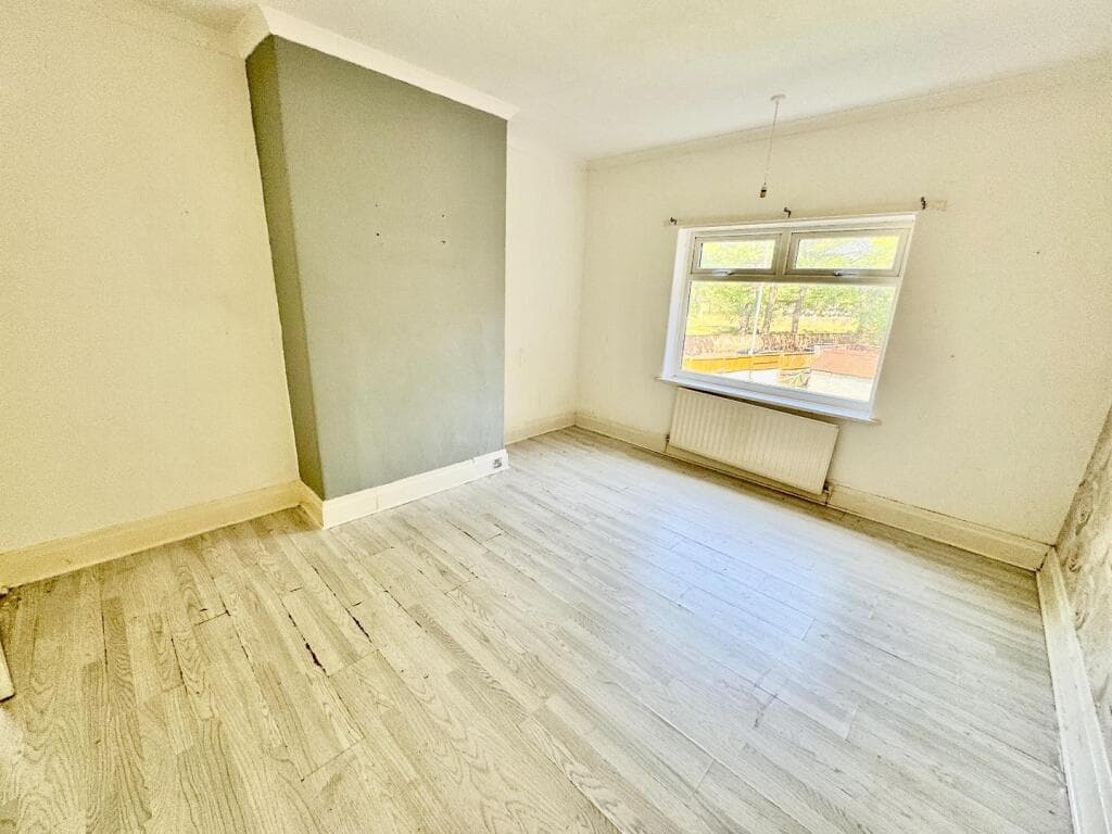 Dorrien Crescent, Middlesbrough - Image 7