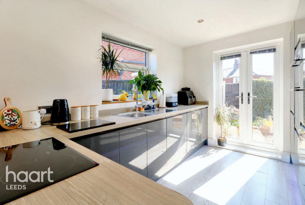 Vinery Avenue, Leeds - Image 2