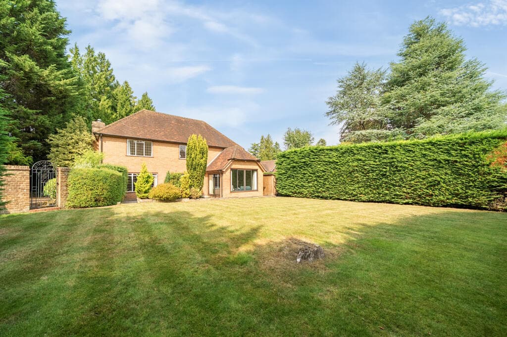 Grimms Hill, Great Missenden, HP16 - Image 2