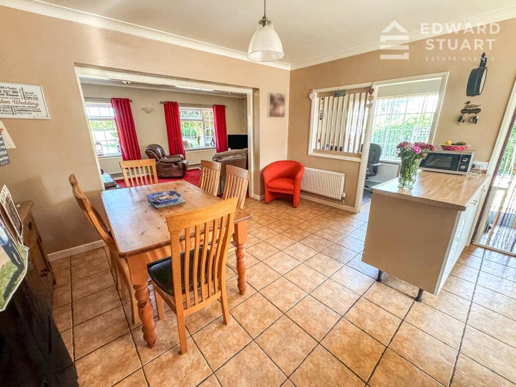 Wisbech Road, Thorney, Peterborough, Cambridgeshire, PE6 - Image 2