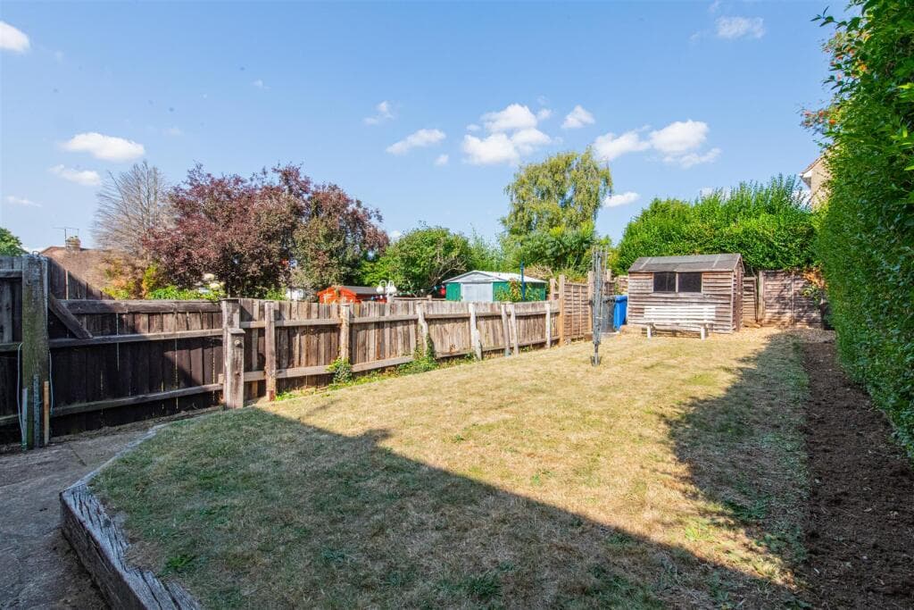 Belvedere Road, Kettering - Image 10
