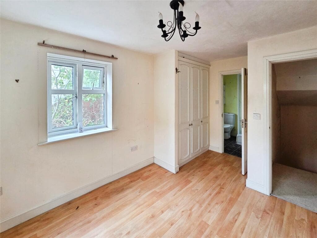 Elgar Close, Swindon, Wiltshire - Image 9