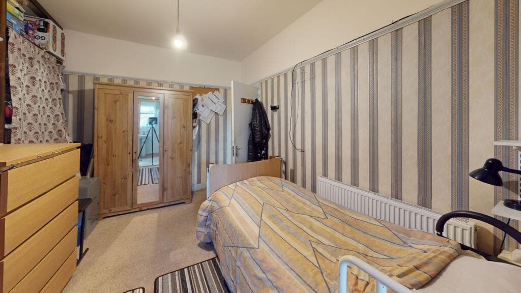 Broadview Road, London, SW16 - Image 8