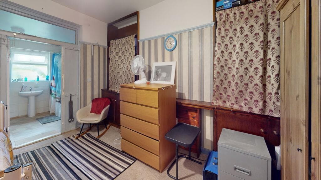 Broadview Road, London, SW16 - Image 9