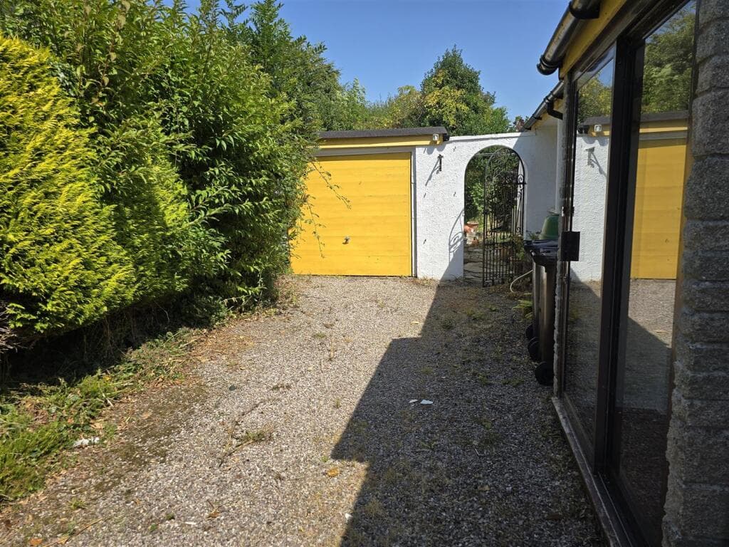 Hollies Road, Launceston - Image 10
