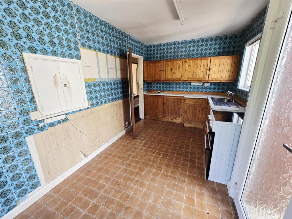 Hollies Road, Launceston - Image 7