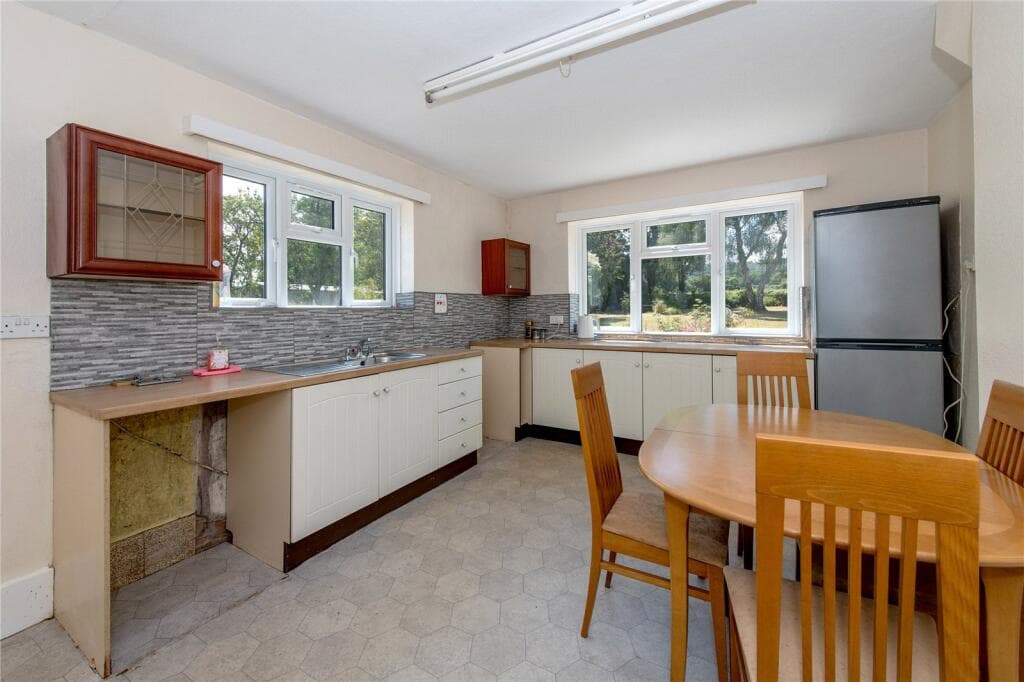 West Buckland, Wellington, Somerset, TA21 - Image 3