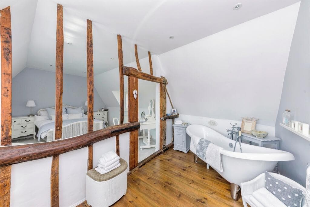 East End, Langtoft, Peterborough - Image 4