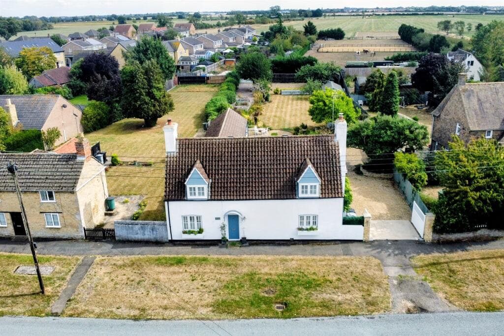 East End, Langtoft, Peterborough - Image 5