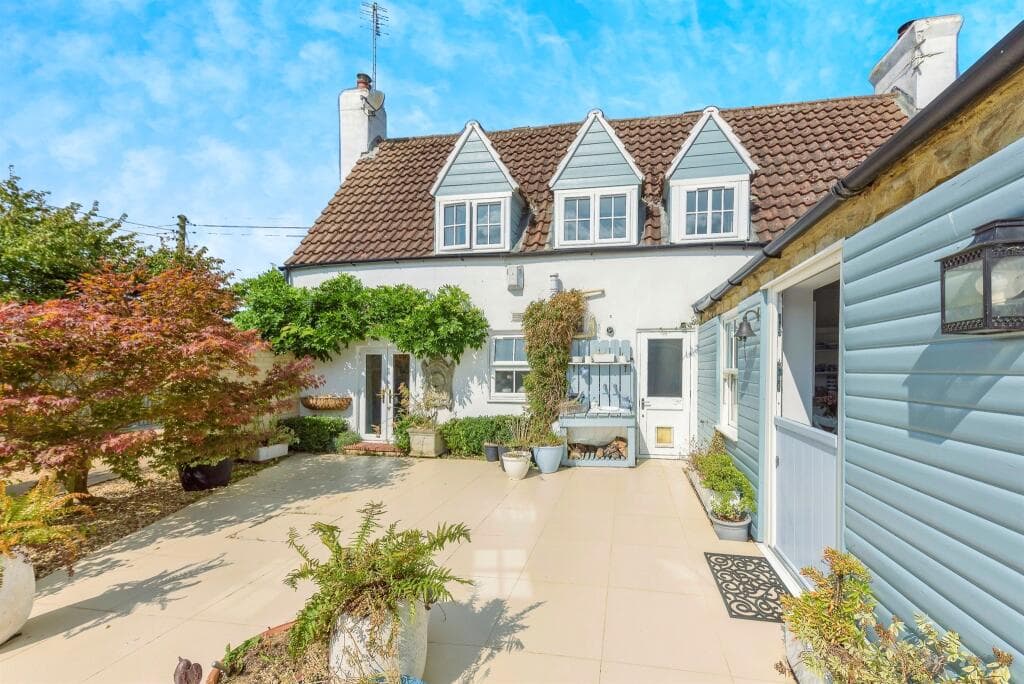 East End, Langtoft, Peterborough - Image 7