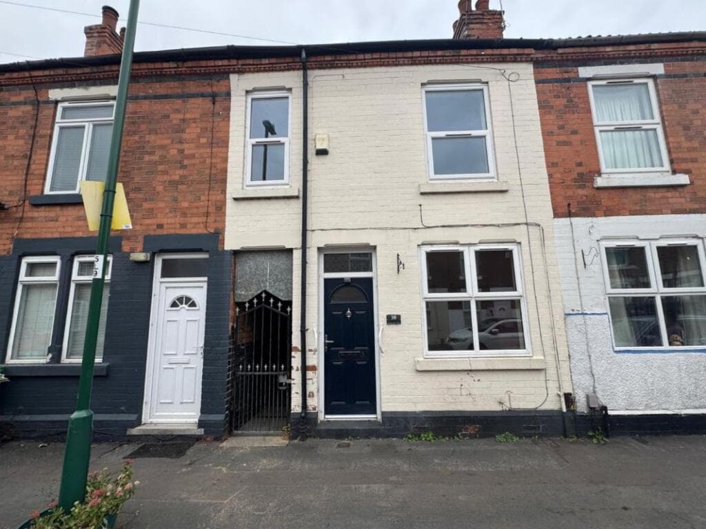 View property at 38 Ladysmith Street, Sneinton, Nottingham, NG2 4AU