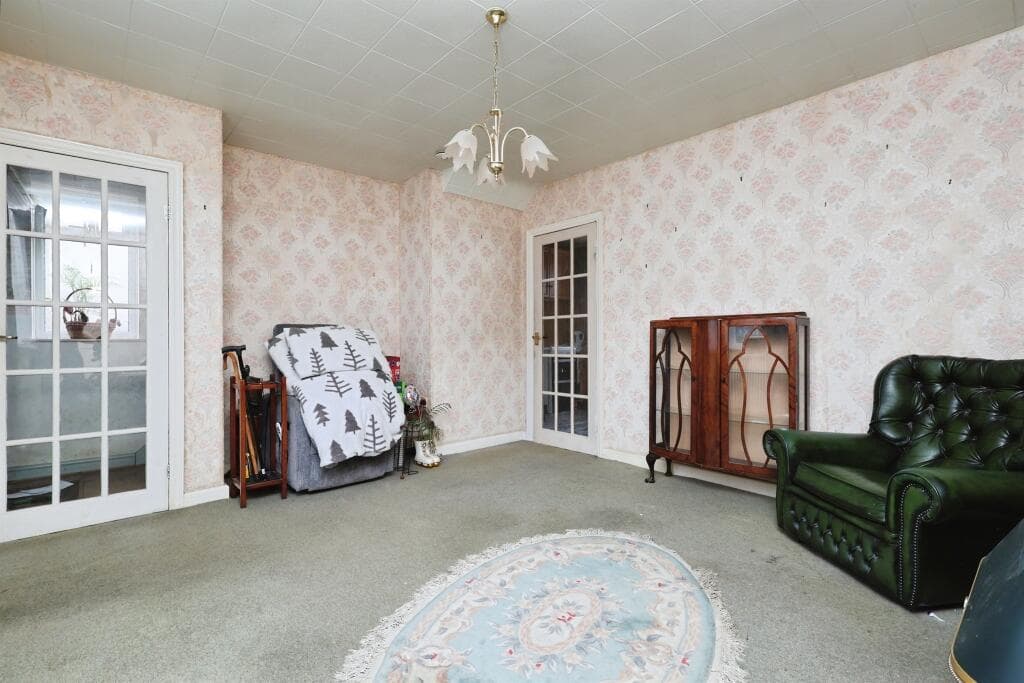 Kingsley Crescent, Baildon, SHIPLEY - Image 4