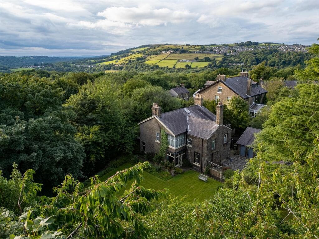 Buxton Road, New Mills, High Peak - Image 1