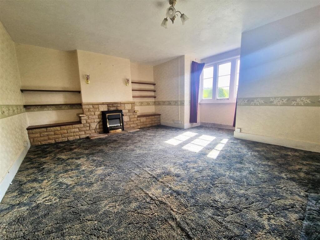 Sevington, Grittleton - Image 2