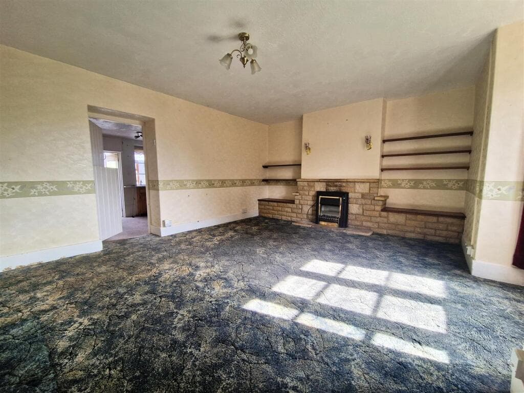 Sevington, Grittleton - Image 3