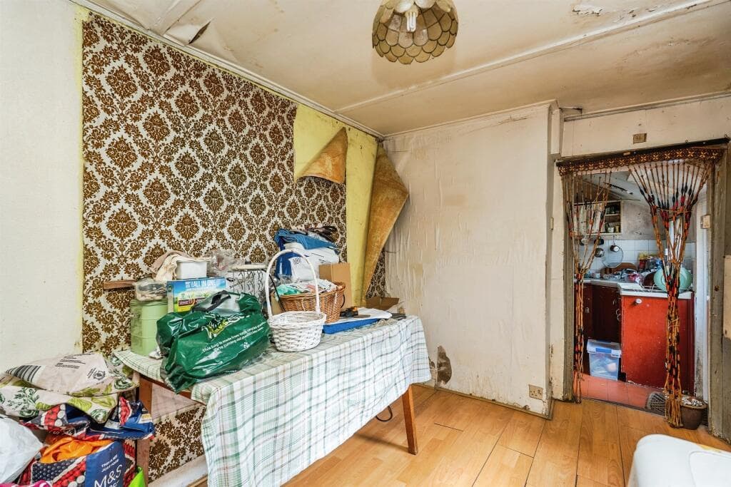 Millbrook Road East, Freemantle, Southampton - Image 8