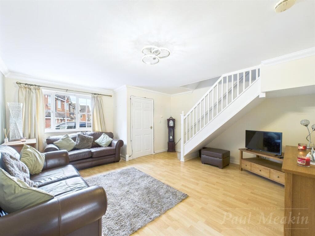 Amberwood Close, Wallington - Image 3