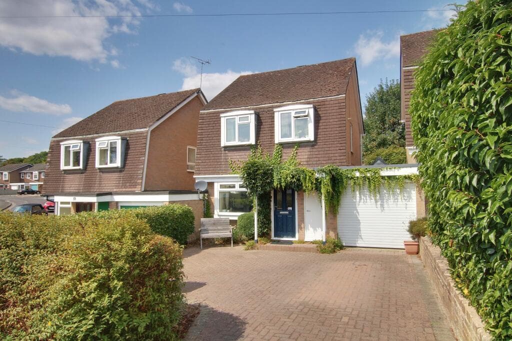 Romsey - Image 1