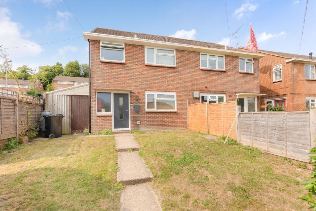 Crisp Road, Lewes, BN7 - Image 1