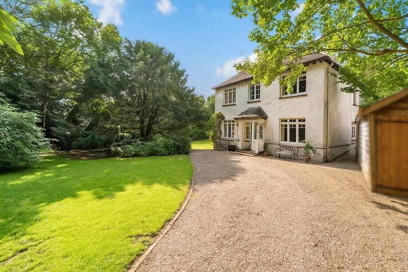 View property at Hythe/Saltwood