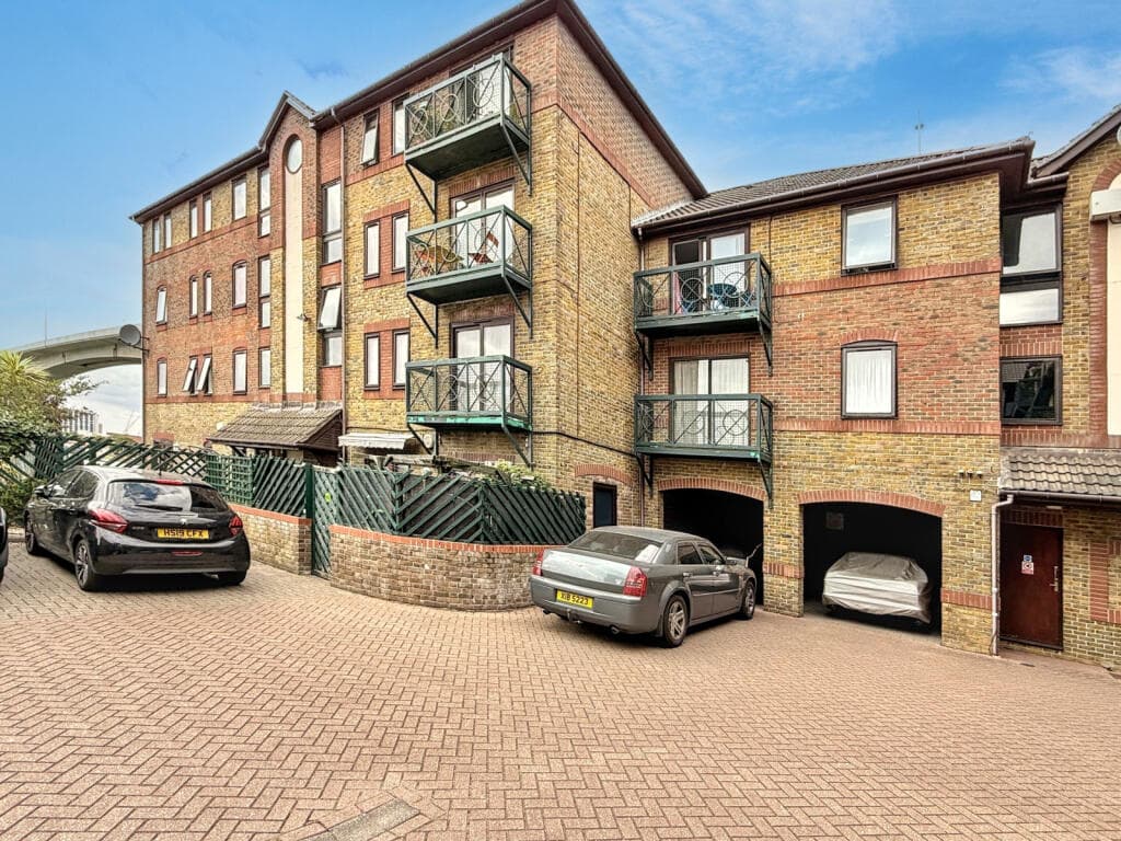 Spitfire Court - Image 1