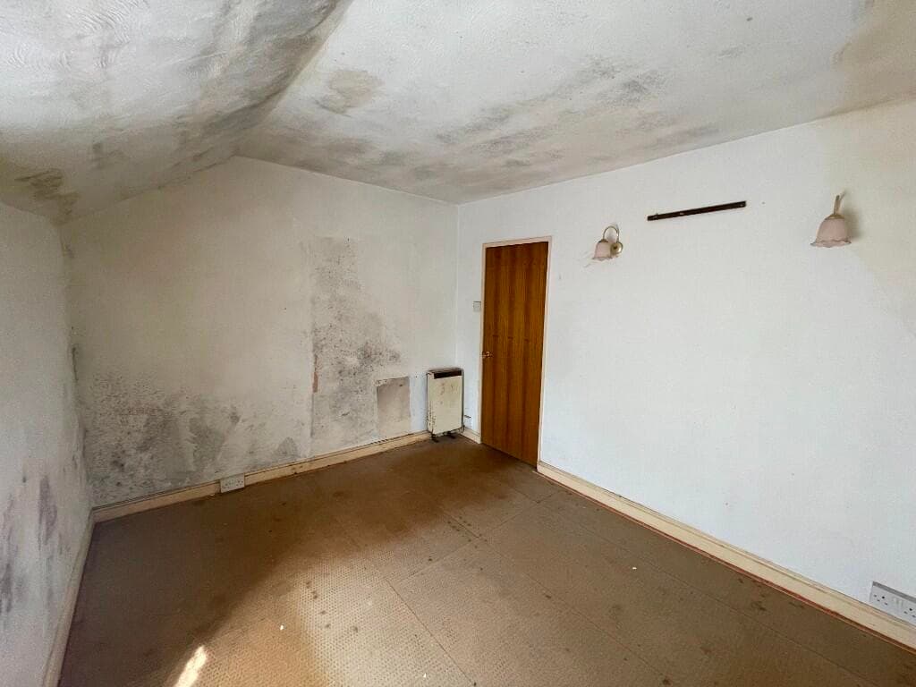 Fore Street, TR26 - Image 10