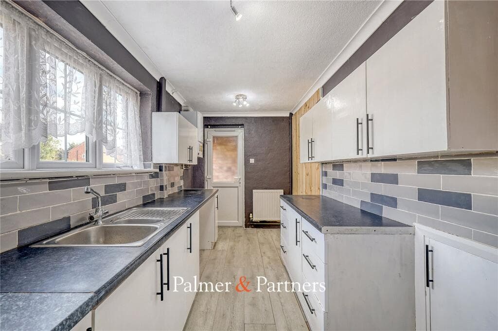 Pines Road, Chelmsford, Essex, CM1 - Image 6