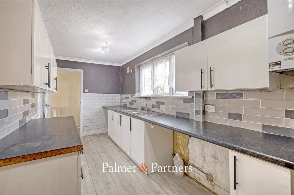 Pines Road, Chelmsford, Essex, CM1 - Image 7