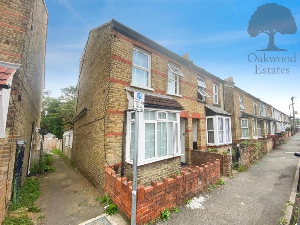 View property at Alexandra Road, Slough, SL1
