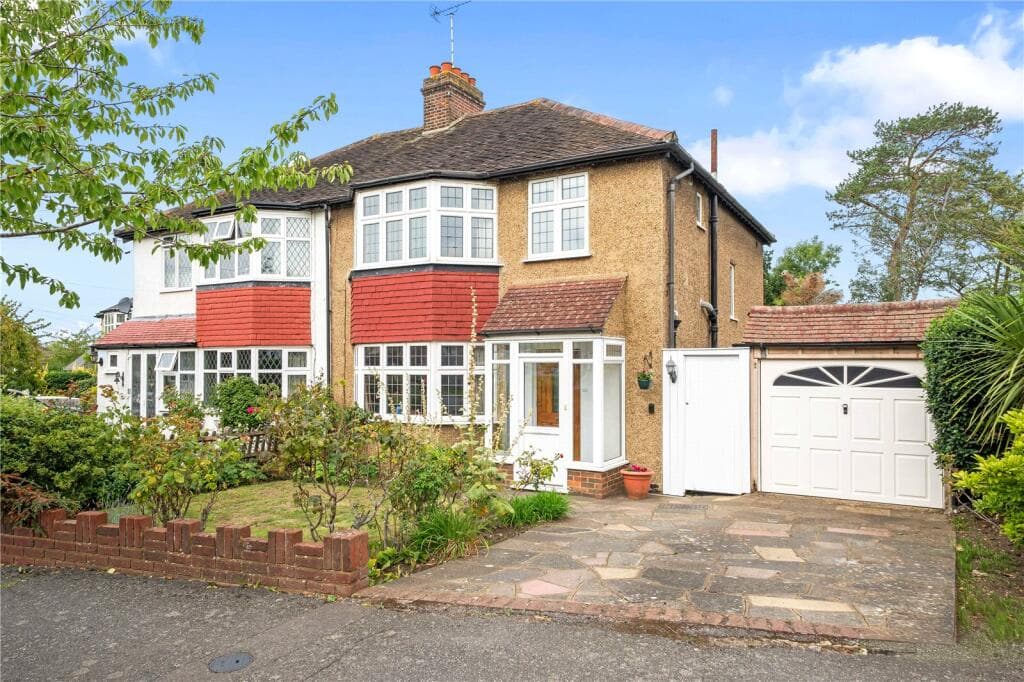 Rosehill Gardens, Sutton, SM1 - Image 1