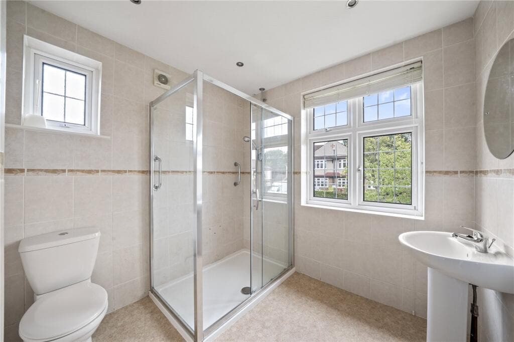 Rosehill Gardens, Sutton, SM1 - Image 6